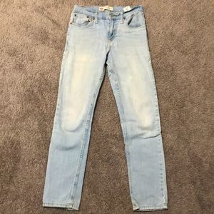 Levi taper jeans